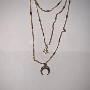 (Will bundle) Gold layered necklace